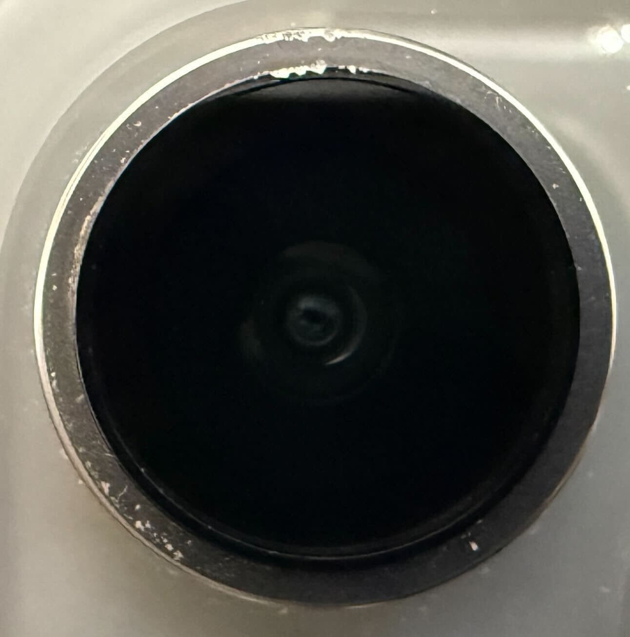 iPhone 16 Pro Max 画面割れ 買取価格83,000円 実物写真2